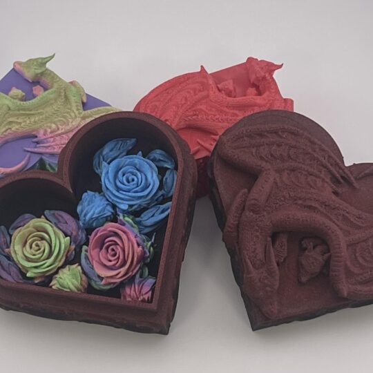 HEART SHAPED DRAGON BOX W/ BABY ROSE TURTLES Medium