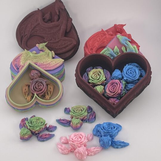 HEART SHAPED DRAGON BOX W/ BABY ROSE TURTLES Small